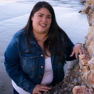 Meet your Posher, Valarie